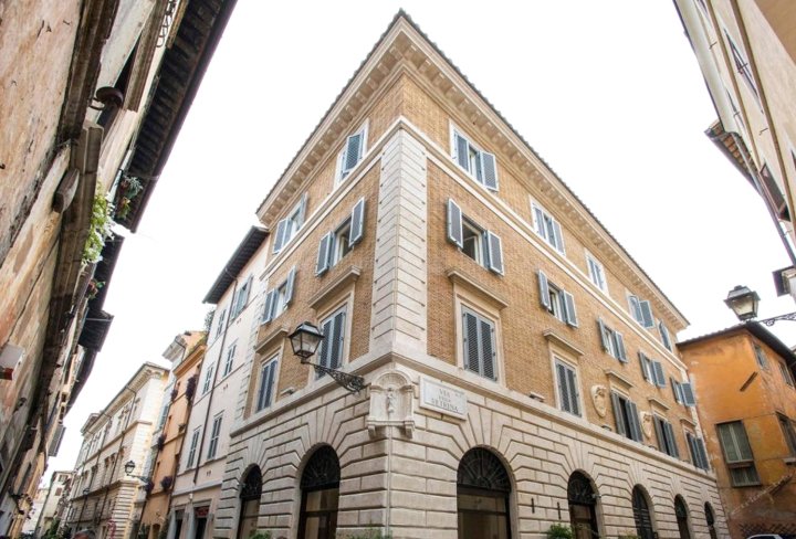 Now Apartments, A Boutique Hotel in The Heart of Rome