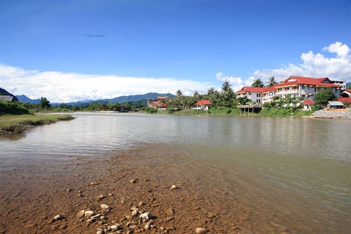 湾萨纳旺维恩酒店(Vansana Vang Vieng)