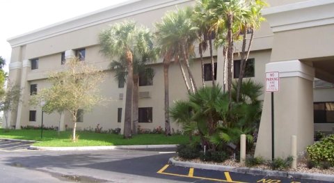 劳德代尔堡塔马瑞克东拉昆塔酒店(La Quinta Inn by Wyndham Ft. Lauderdale Tamarac East)