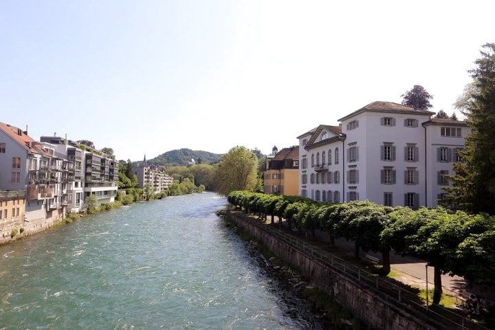 河滨住宅酒店(River Residence)