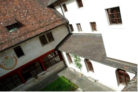 多纳赫克洛斯特旅馆(Kloster Dornach)