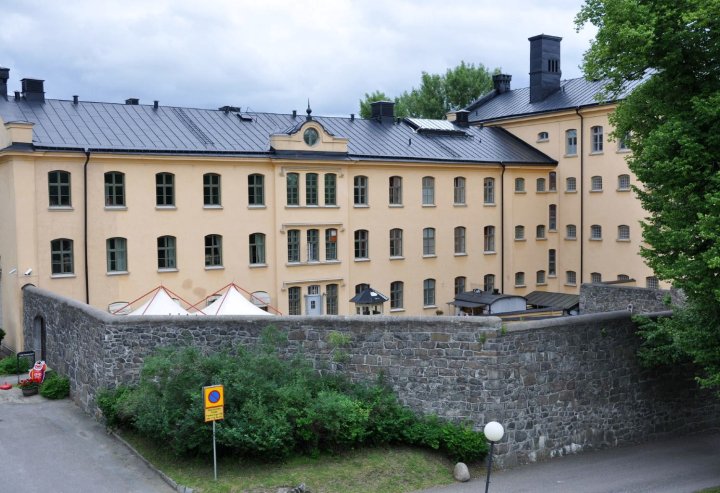 拉格霍尔门酒店(Långholmen Hotell)