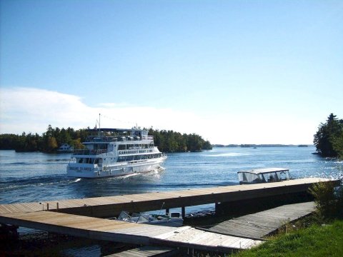 御千岛卡普里柯汽车旅馆(Capricorn Motel Royale 1000 Islands)