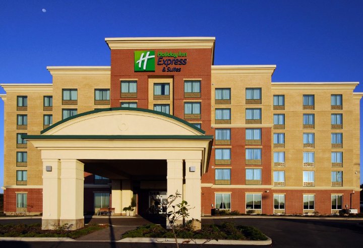 哈利法克斯机场智选假日套房酒店(Holiday Inn Express Hotel & Suites Halifax Airport, an Ihg Hotel)