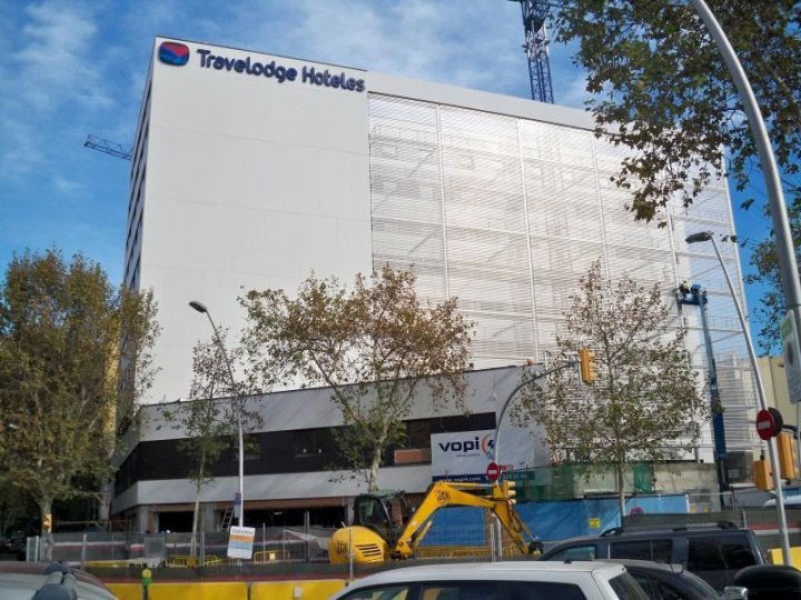 巴塞罗那波布雷诺旅馆(Travelodge Barcelona Poblenou)