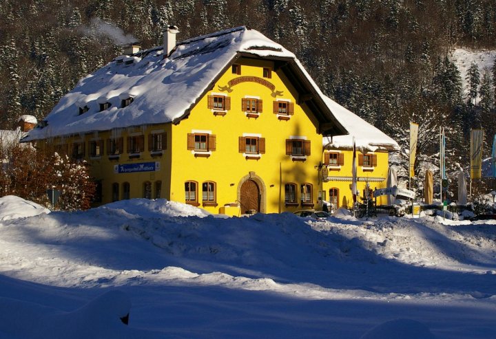 阿尔彭鲁克餐厅兰德加特酒店(Land-Gut-Hotel Restaurant Alpenglück)