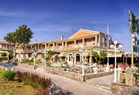 莫尔费塔海滩酒店(Molfetta Beach Hotel)