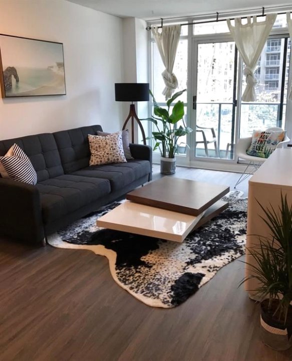 Applewood Suites - Fort York Suite