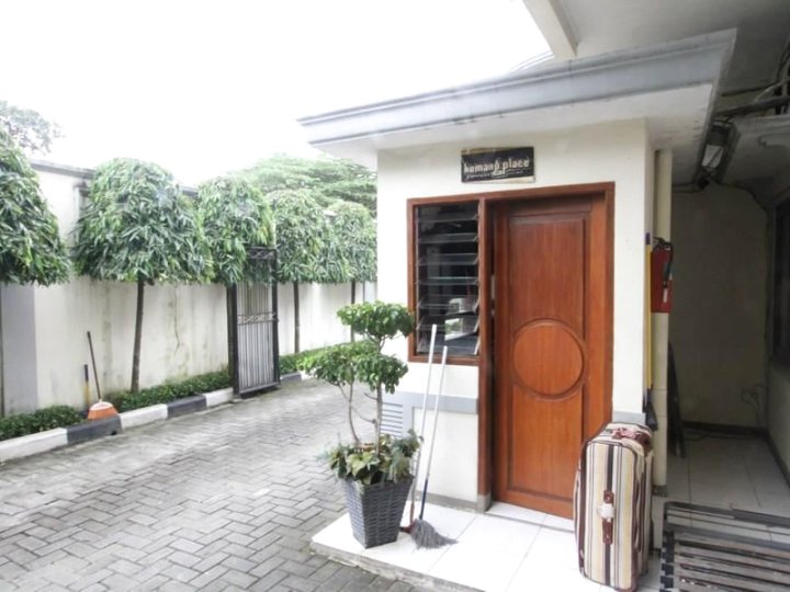 Kemang Place Syariah Mitra RedDoorz