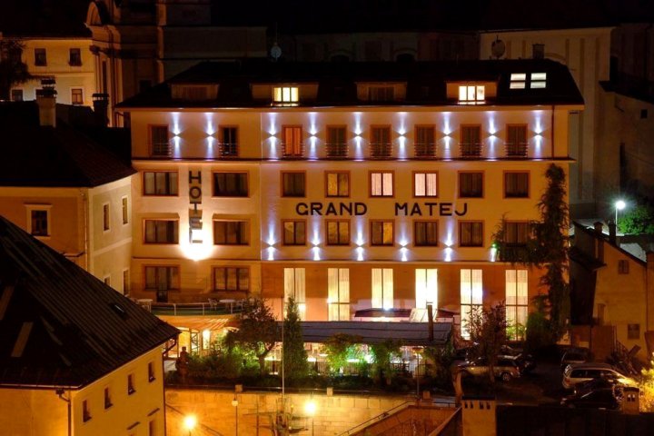 马捷豪华大酒店(Hotel & Penzión Grand Matej)