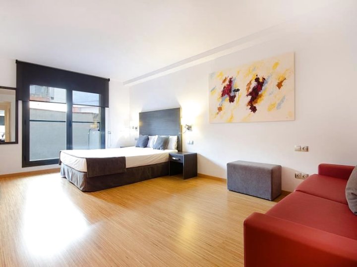 巴塞罗那圣家堂公寓(The Apartment Barcelona Sagrada Familia)