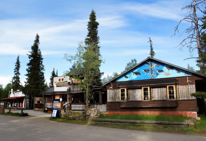 坦卡瓦拉黄金乡村酒店(Tankavaara Gold Village)
