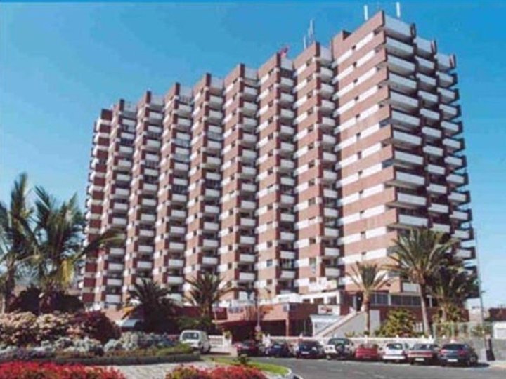 克罗那罗亚酒店(Corona Roja)