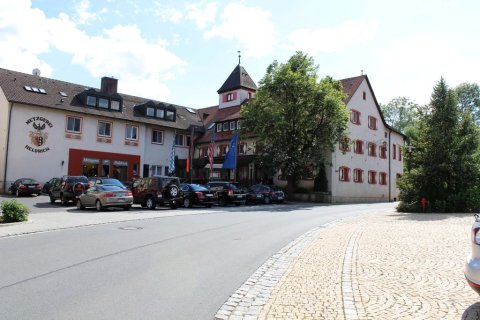 Wirtshaus & Hotel Goldener Greif