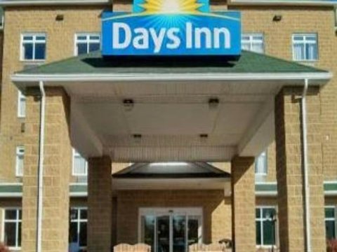 奥罗莫克托旅馆(Days Inn by Wyndham Oromocto Conference Centre)