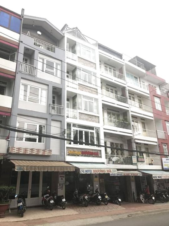 晃哈酒店(Hotel Huong Ha)