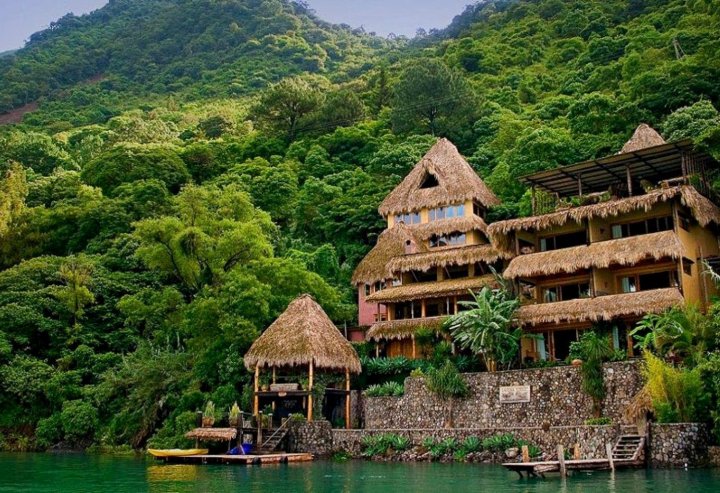 拉古纳小屋生态度假及自然保护区(Laguna Lodge Eco-Resort & Nature Reserve)