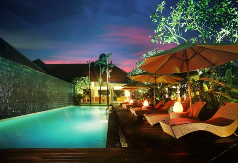 巴厘岛阿欧戴尔斯坎卡纳别墅大酒店(Aldeoz Grand Kancana Villas Resort Bali)