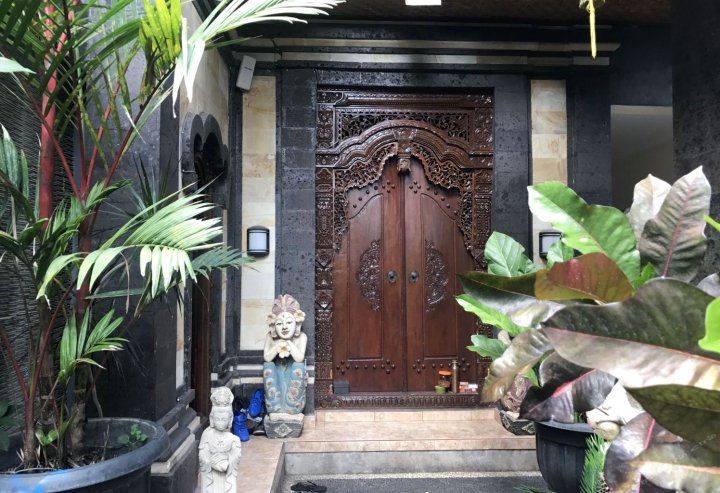 扬格克里克家庭旅馆(Jangkrik Homestay)