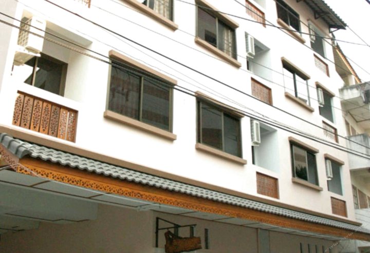 Cnx Ban wieng公寓(CNX Ban Wieng Guesthouse and Apartment)