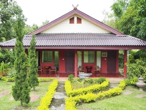 班莱汀南生态旅馆(Ban Rai Tin Thai Ngarm Eco Lodge)