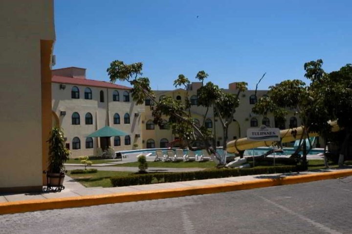 多拉多斯度假村及会议中心(Dorados Conventions & Resort)