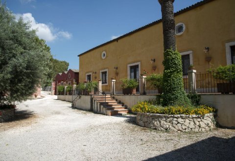 橄榄村农庄酒店(Agriturismo Borgo Degli Ulivi)