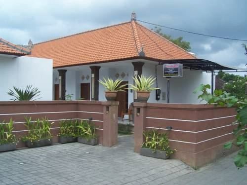 巴厘格利亚曼迪利宾馆(Bali Griya Mandiri Guest House)