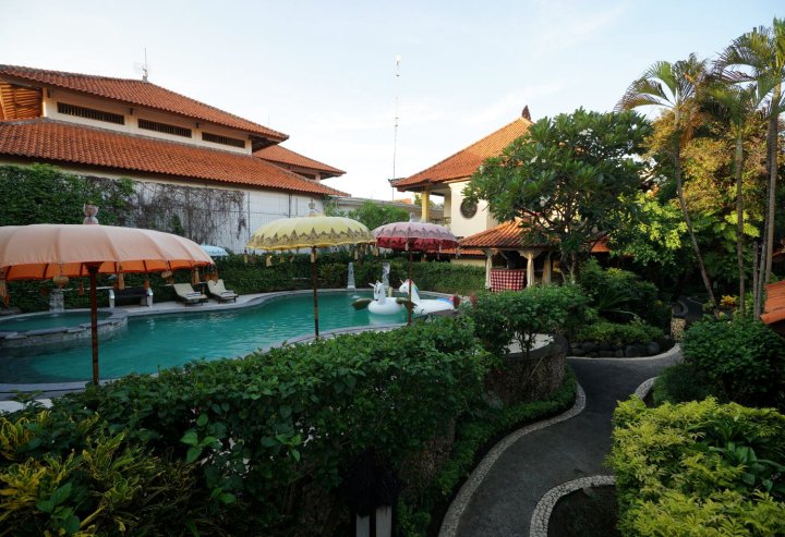 巴厘岛皇家丹戎酒店(Royal Tunjung Hotel & Villa Legian - Chse Certified)