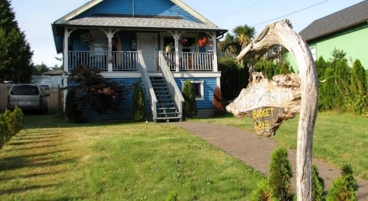 图芬诺崔克酒店(Tofino Trek Inn)