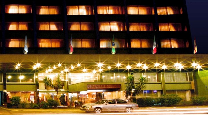 福隆特拉广场酒店(Hotel Frontera Plaza)