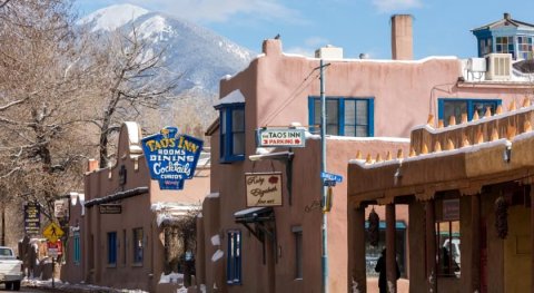 陶斯历史酒店(The Historic Taos Inn)