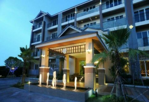 乌隆他尼基特拉达酒店(Kitlada Hotel Udonthani)