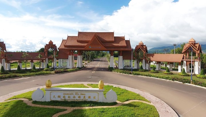 丹萨旺纳姆甘度假酒店(Dansavanh Namngum Resort)