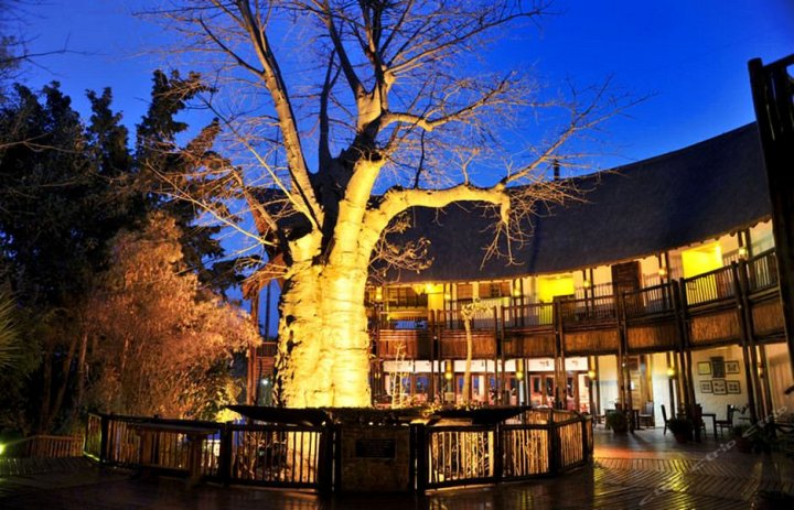 克里斯塔米文娜Spa度假酒店(Cresta Mowana Safari Resort & Spa)