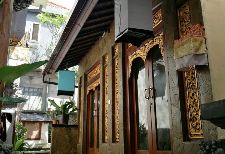 乌布居苑旅馆(D'Ubud House)