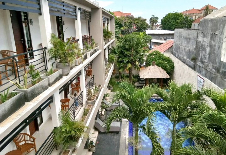 巴厘岛纳库拉酒店(Bali Lodge)