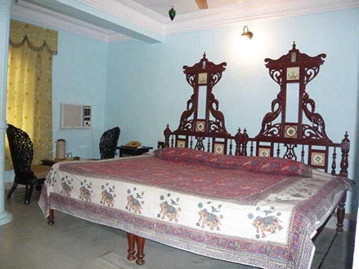 香布别墅酒店(Shambhu Villas)
