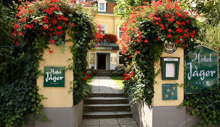 Hotel Jäger - Family Tradition since 1911