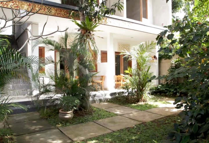 巴厘岛巴提克斯卡尔民宿(Batik Sekar Bali Guest House)