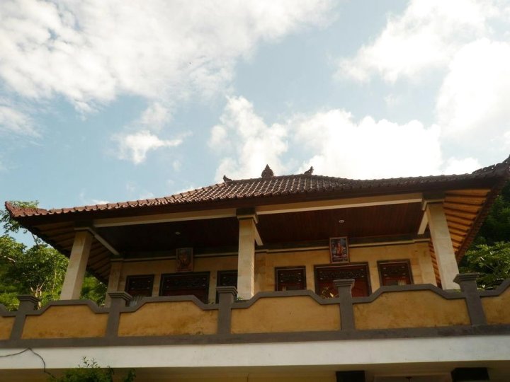 塞斯邦2号家庭旅馆(Rumah Wayans Lipah)