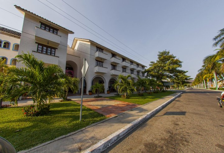 布兰卡瓦图尔科别墅酒店(Villa Blanca Huatulco)