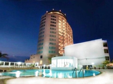 江城酒店(River City Hotel)