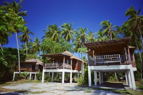穆岛帕瓦皮海滩度假村(Pawapi Beach Resort Koh Mook)