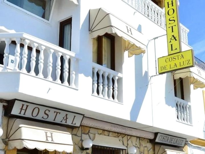 科斯塔鲁斯旅馆(Hostal Costa De La Luz)