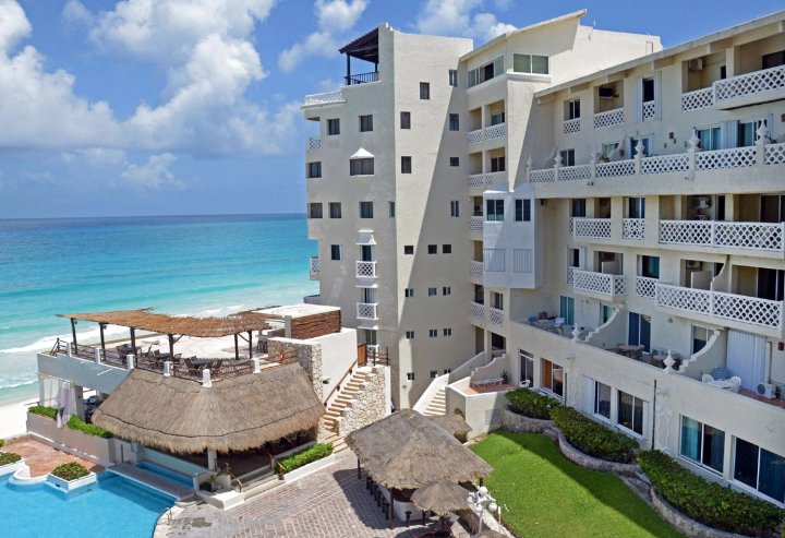 BSEA坎昆广场酒店(Bsea Cancun Plaza Hotel)
