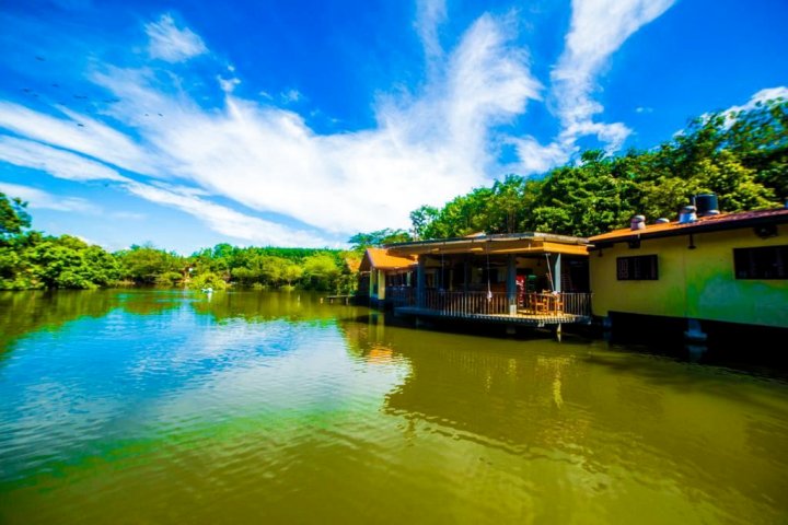 宁静湖精品酒店(Lake Serenity Boutique Hotel)