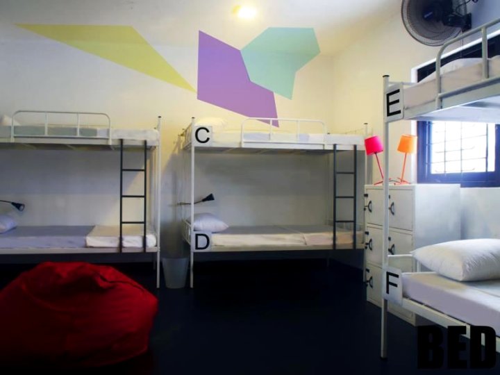 Bed Hostels