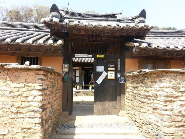 韩国庆南崔京周老房子旅馆(Choi`s Noble Old House in Kyungnam Korea)