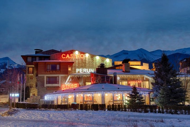 班斯克白金娱乐场酒店(Platinum Hotel and Casino Bansko)